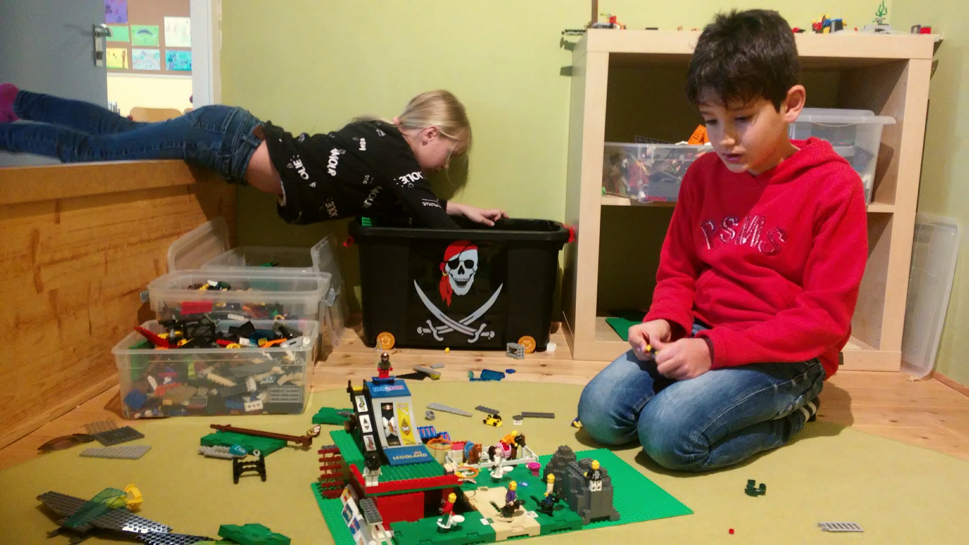 Kinderhort "Bunte Kleckse" Raisting - Lego-Ecke